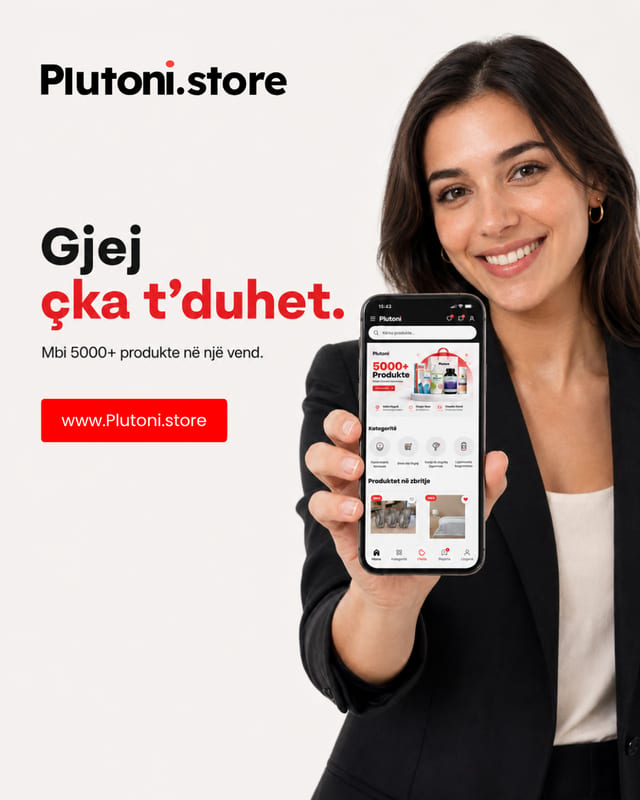 Vajzë që tregon telefonin me dyqanin Plutoni